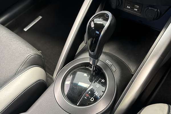 2017 Hyundai Veloster SR Turbo FS5 Series II