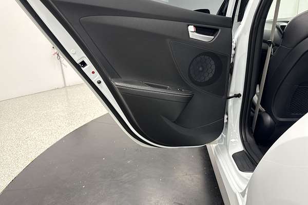 2017 Hyundai Veloster SR Turbo FS5 Series II