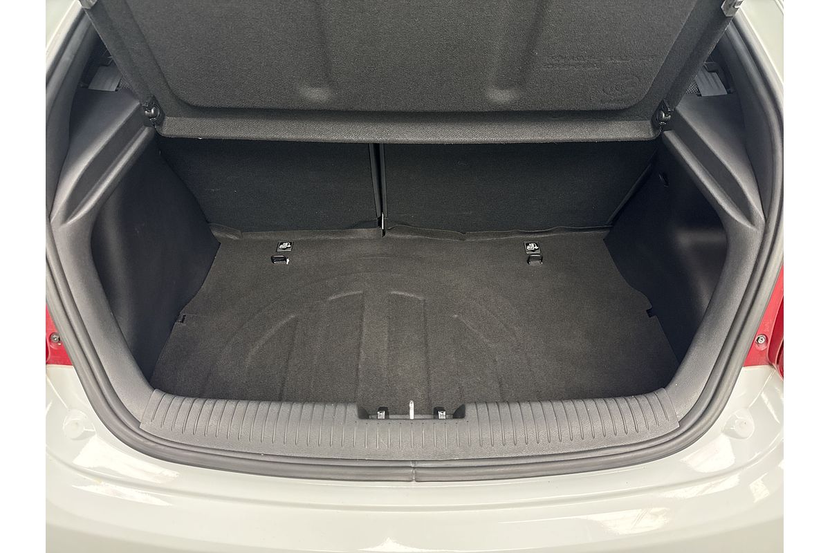 2017 Hyundai Veloster SR Turbo FS5 Series II