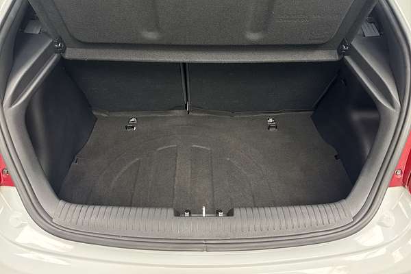 2017 Hyundai Veloster SR Turbo FS5 Series II