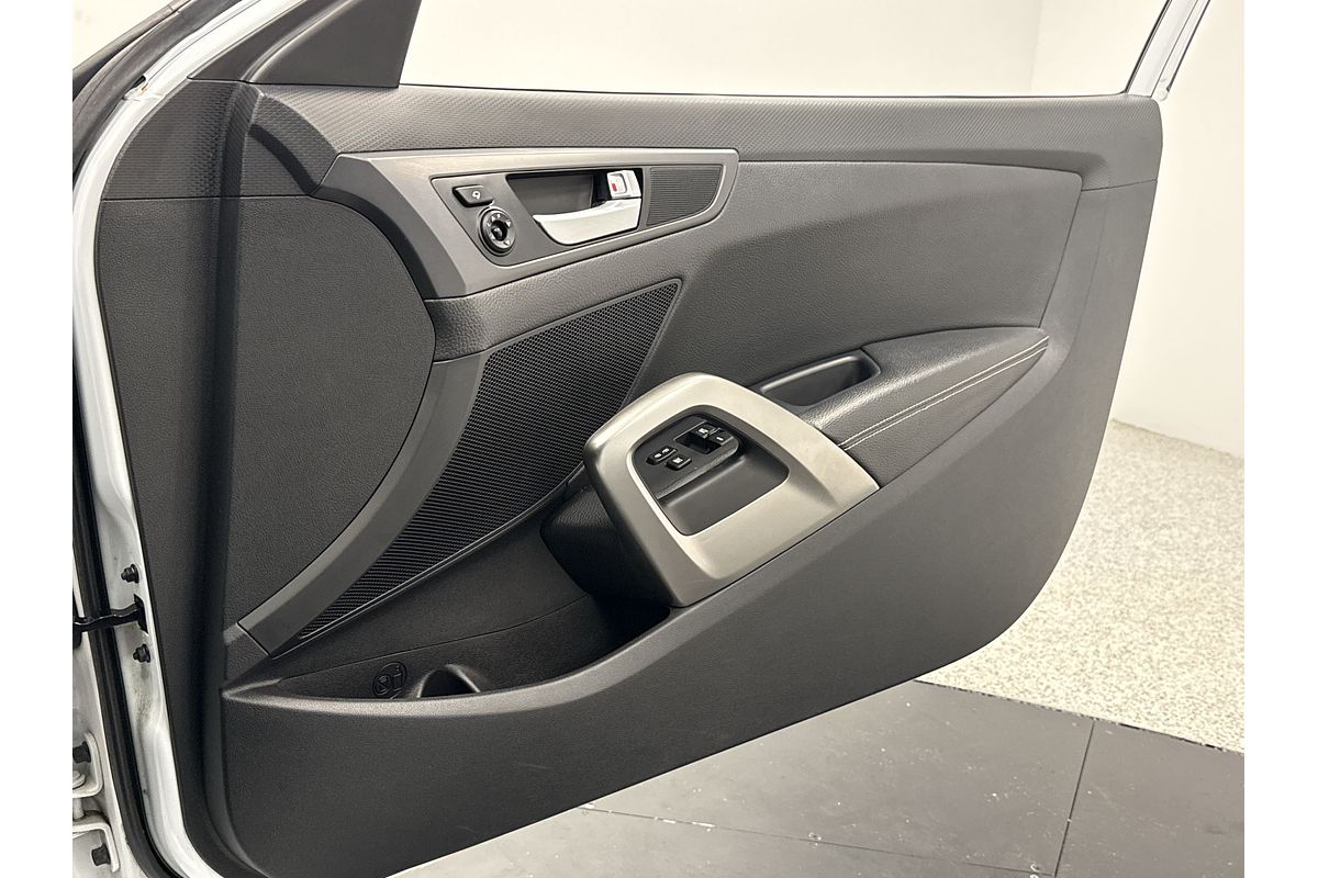 2017 Hyundai Veloster SR Turbo FS5 Series II