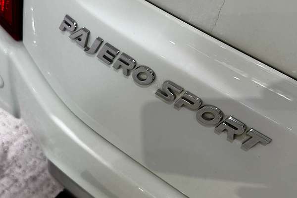 2017 Mitsubishi Pajero Sport GLX QE