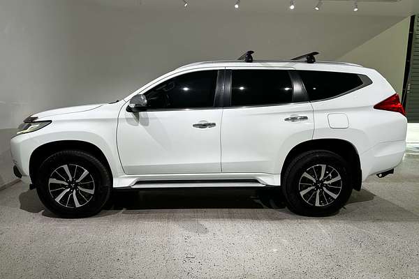 2017 Mitsubishi Pajero Sport GLX QE
