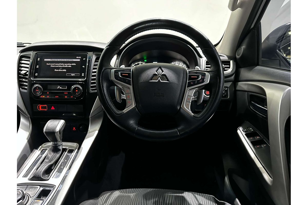 2017 Mitsubishi Pajero Sport GLX QE