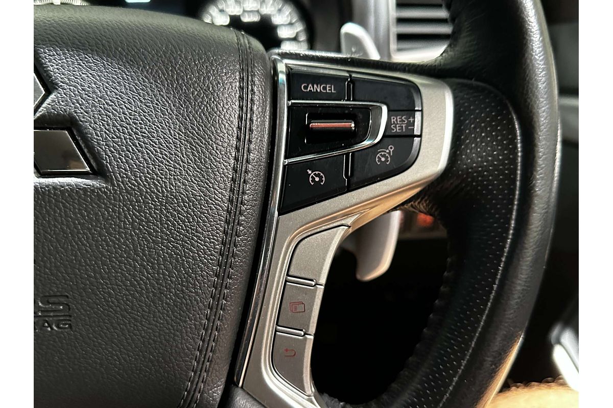 2017 Mitsubishi Pajero Sport GLX QE