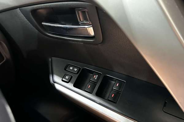 2017 Mitsubishi Pajero Sport GLX QE