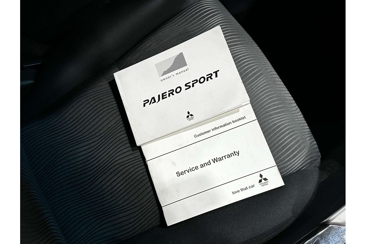 2017 Mitsubishi Pajero Sport GLX QE