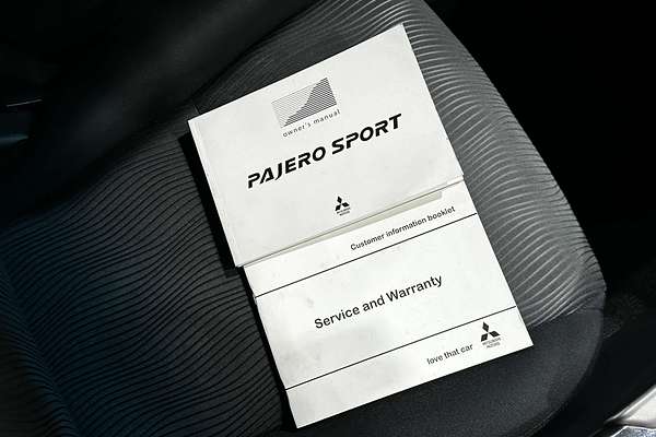 2017 Mitsubishi Pajero Sport GLX QE