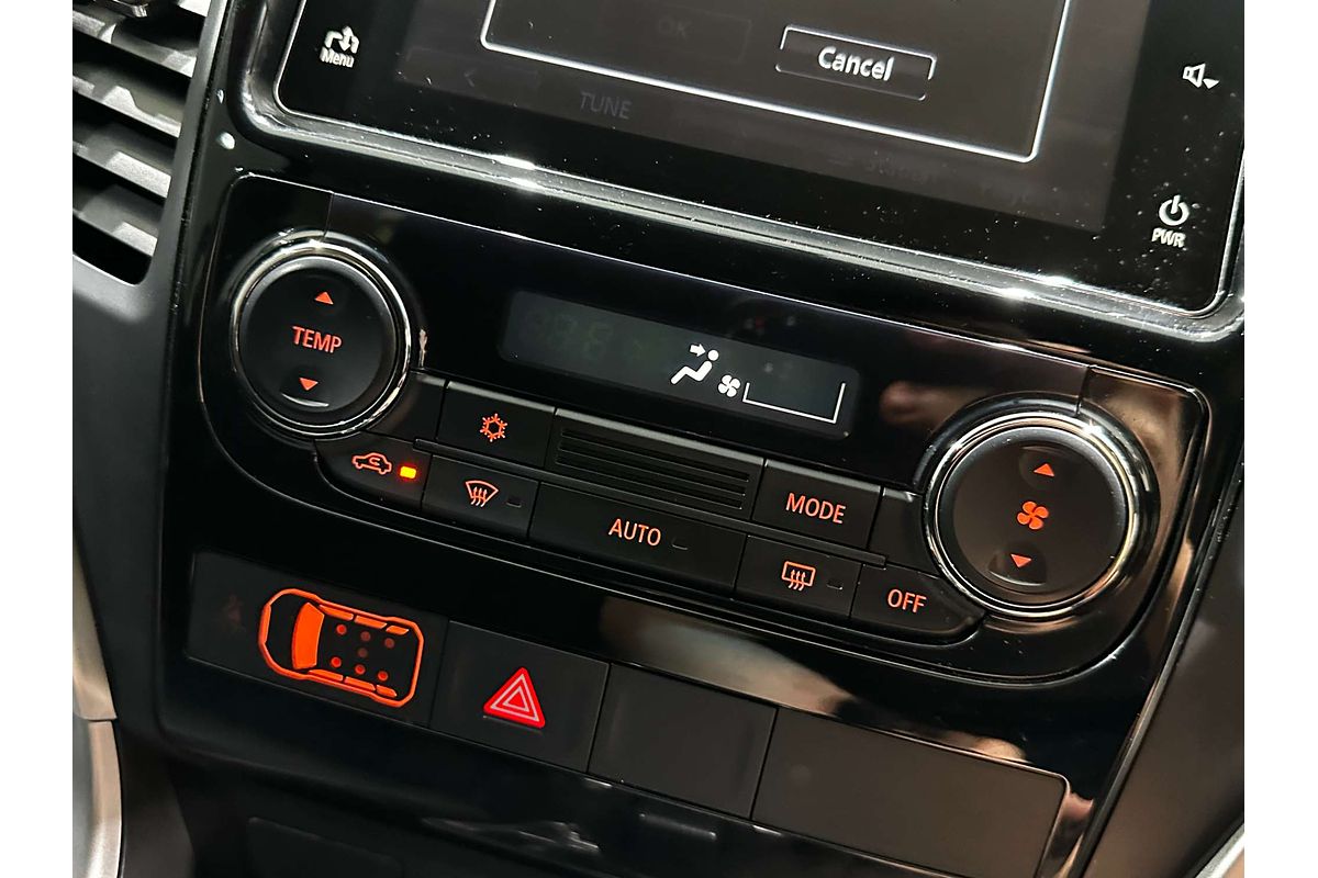 2017 Mitsubishi Pajero Sport GLX QE