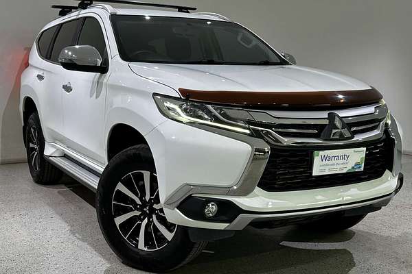 2017 Mitsubishi Pajero Sport GLX QE