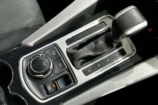 2017 Mitsubishi Pajero Sport GLX QE