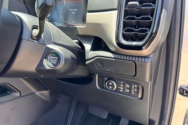 2025 Ford Everest Ambiente 2.0L