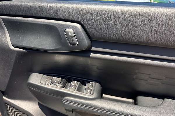 2025 Ford Everest Ambiente 2.0L