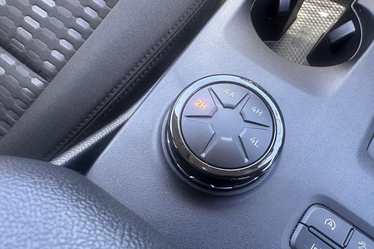 2025 Ford Everest Ambiente 2.0L