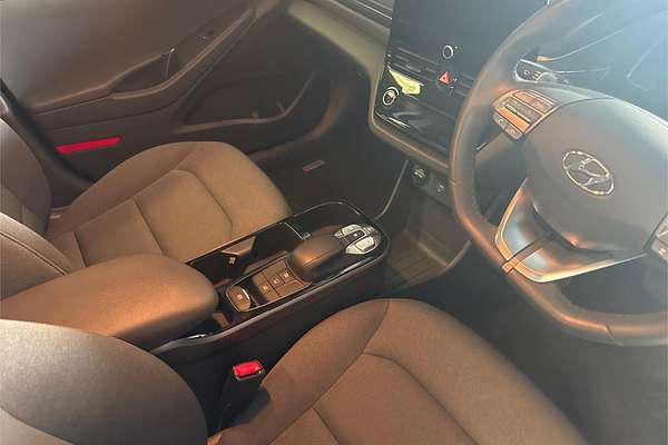 2022 Hyundai IONIQ Electric Elite AE.V4