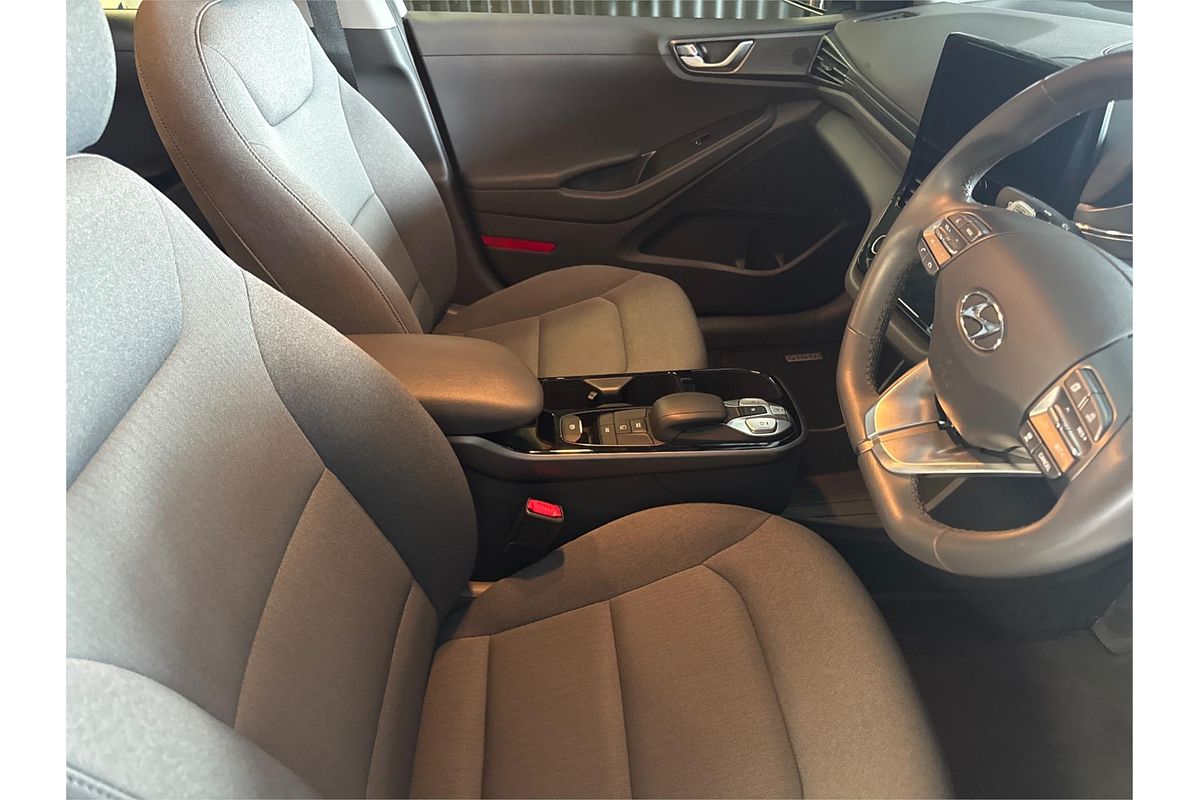 2022 Hyundai IONIQ Electric Elite AE.V4