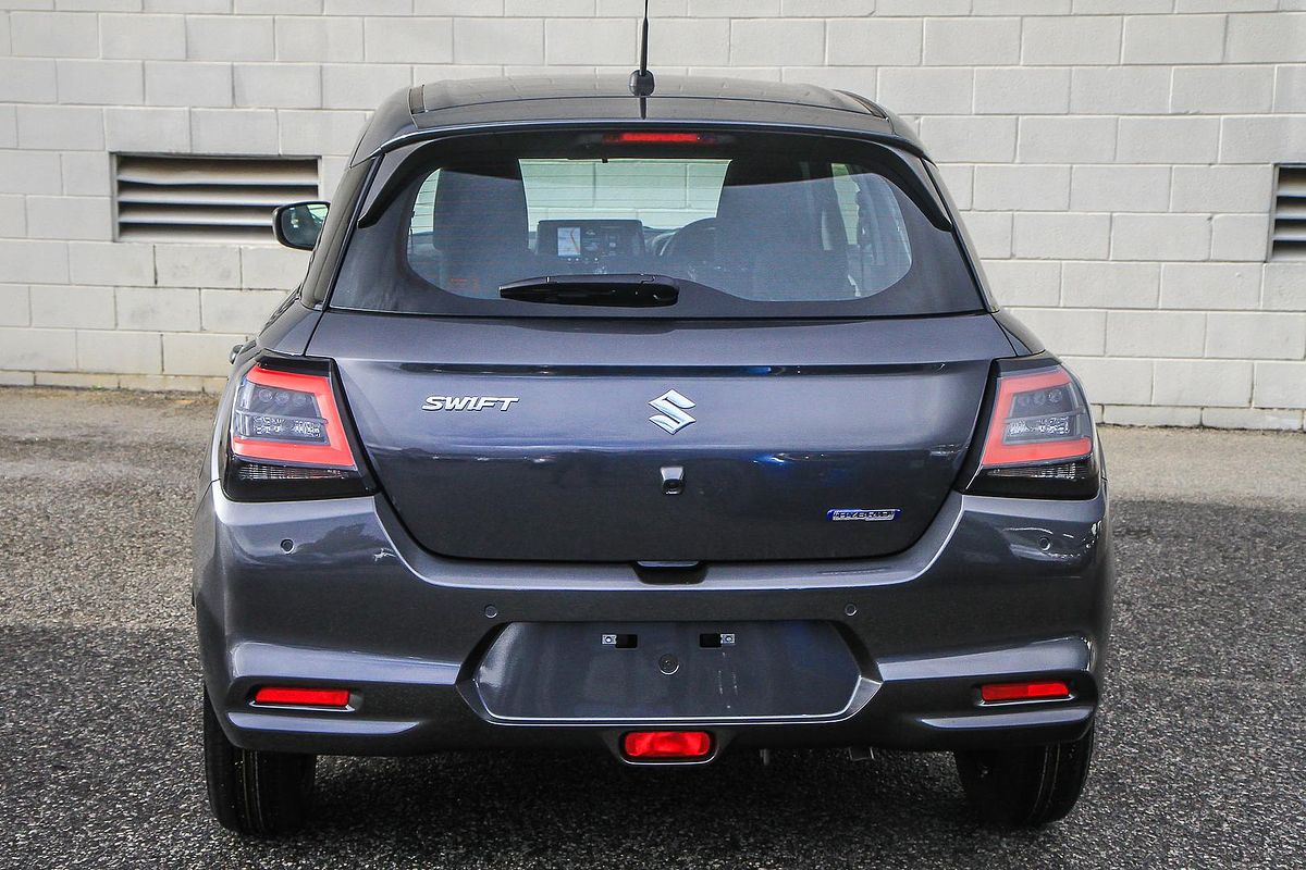 2025 Suzuki Swift Hybrid UZ