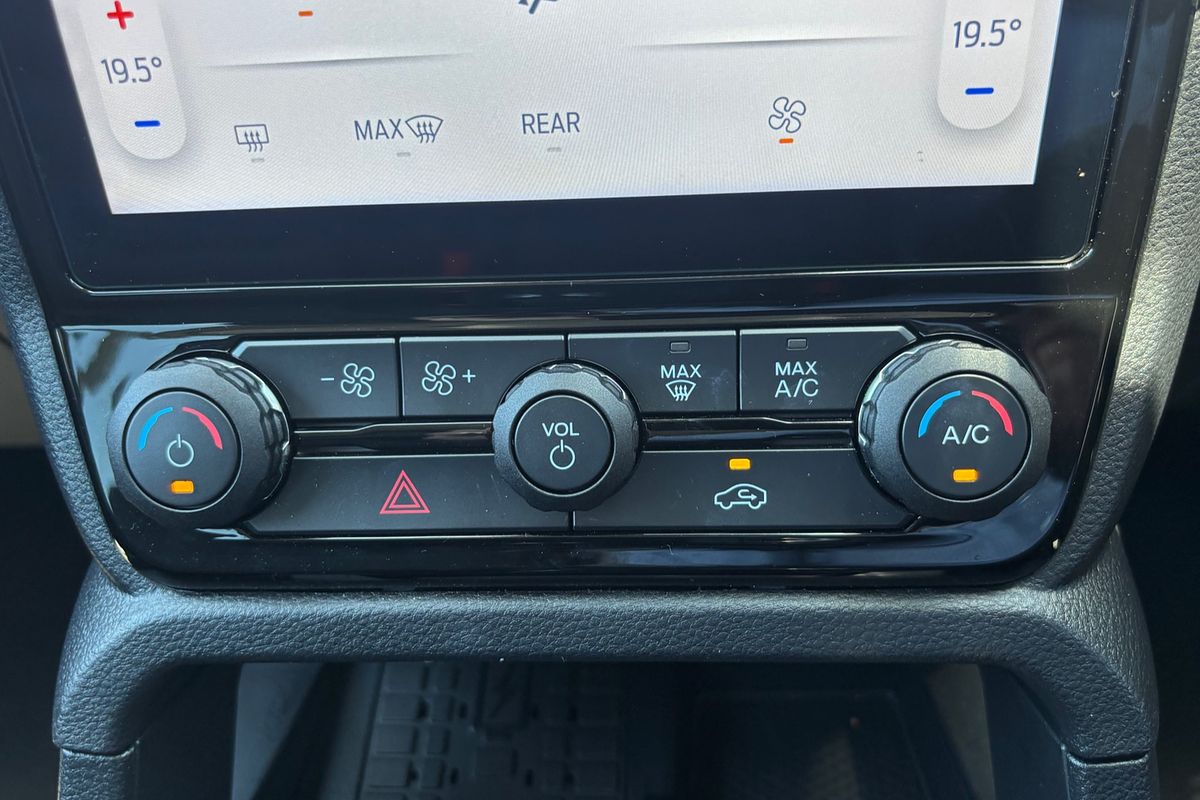 2025 Ford Everest Trend 2.0L