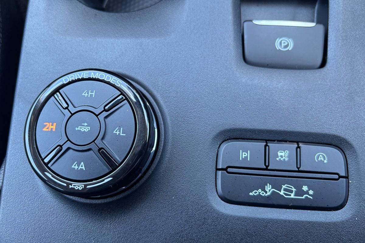 2025 Ford Everest Trend 2.0L