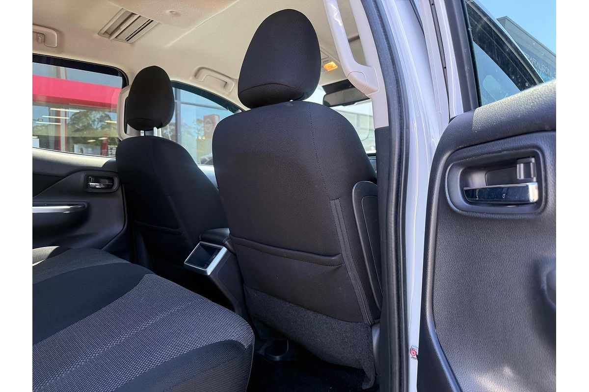 2019 Mitsubishi Triton GLS MR 4X4