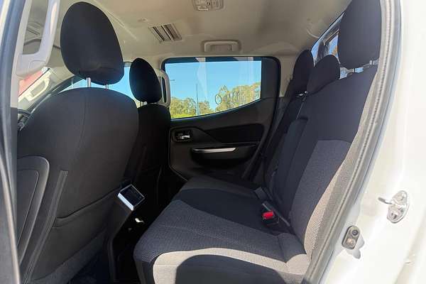 2019 Mitsubishi Triton GLS MR 4X4