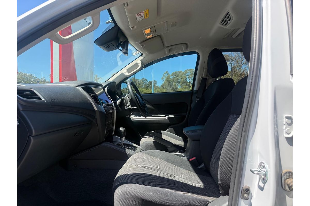 2019 Mitsubishi Triton GLS MR 4X4