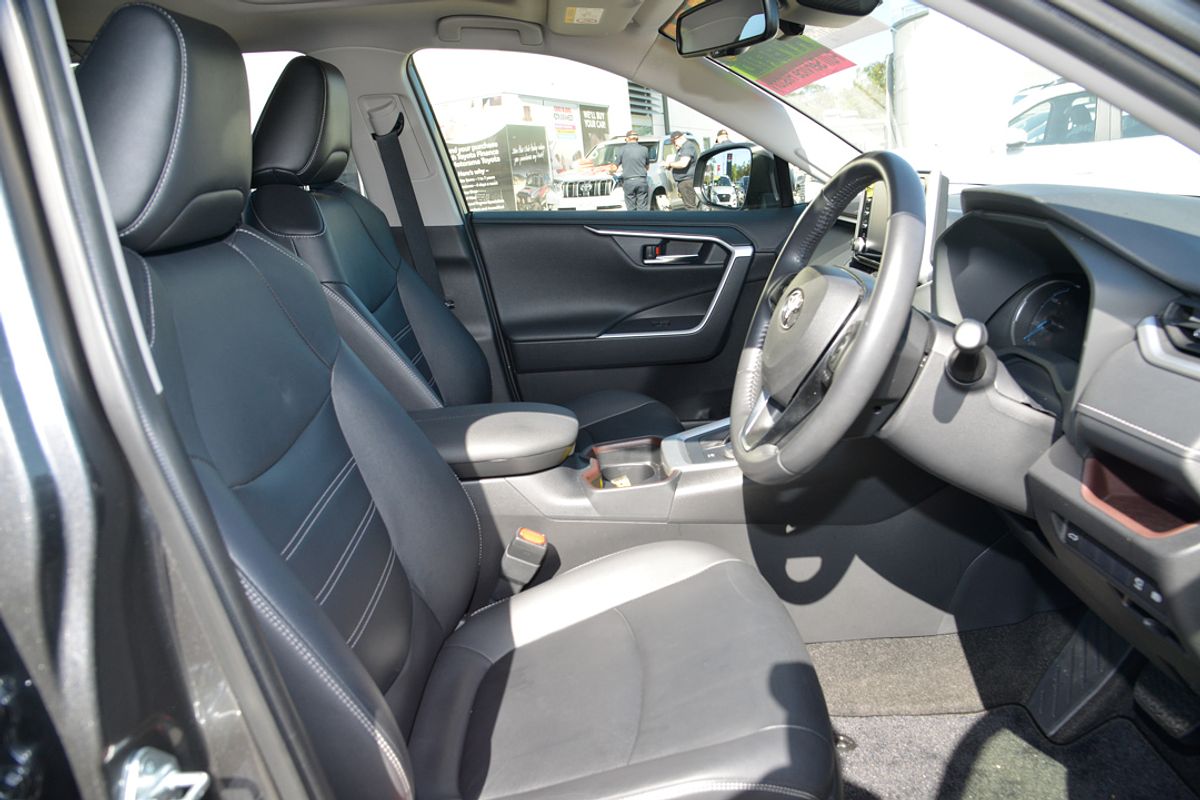 2020 Toyota RAV4 Cruiser AXAH54R