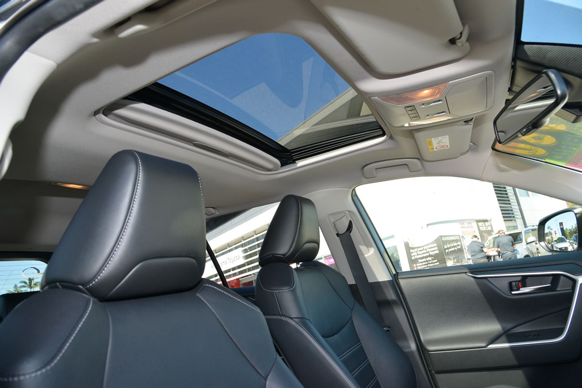 2020 Toyota RAV4 Cruiser AXAH54R