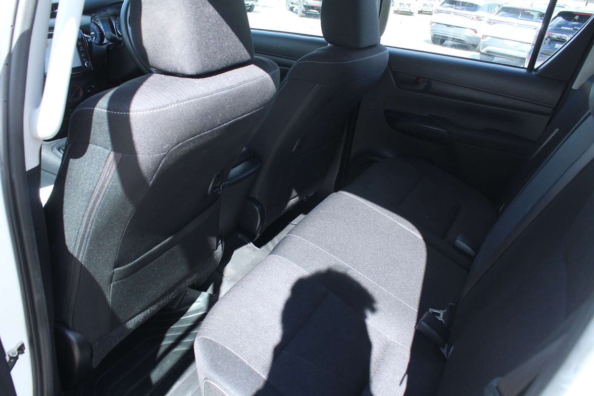 2021 Toyota Hilux SR GUN126R 4X4