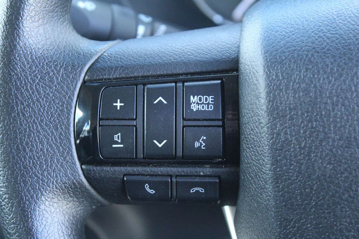 2021 Toyota Hilux SR GUN126R 4X4