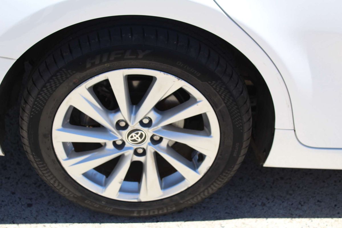 2022 Toyota Camry Ascent AXVH70R