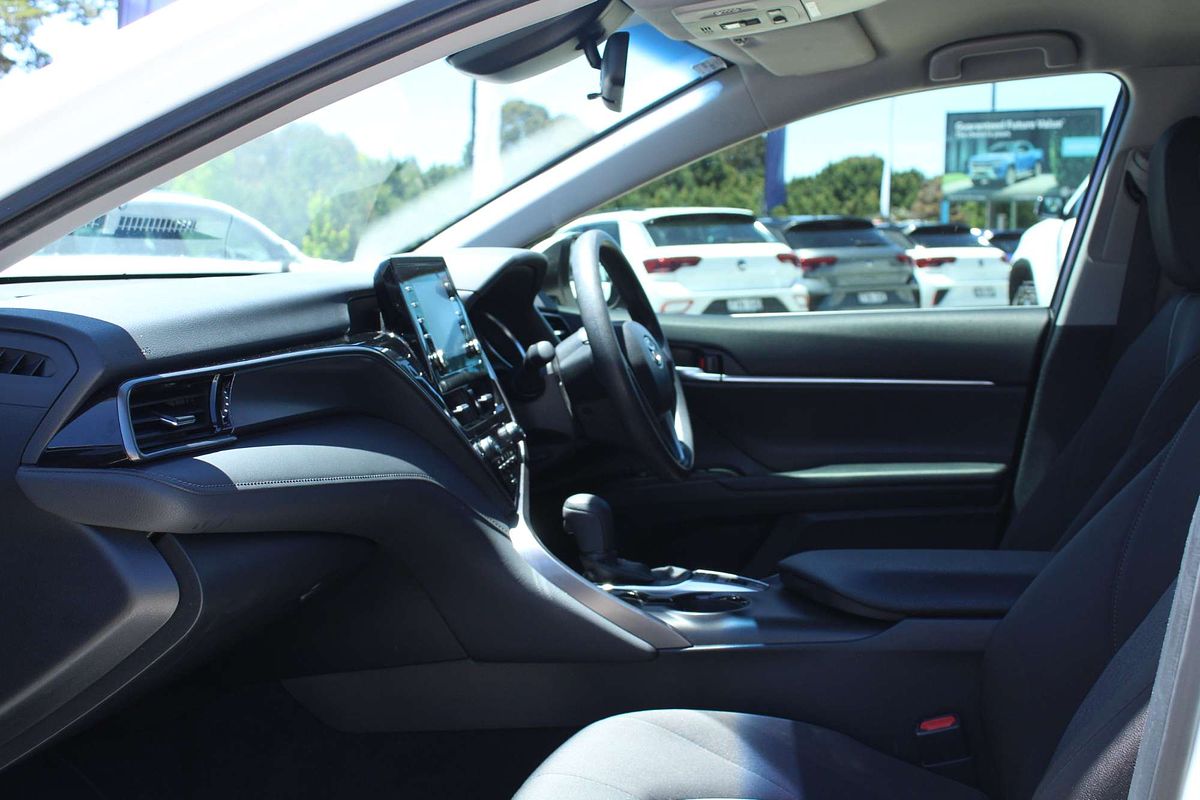 2022 Toyota Camry Ascent AXVH70R