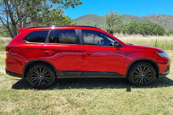 2021 Mitsubishi Outlander Black Edition ZL