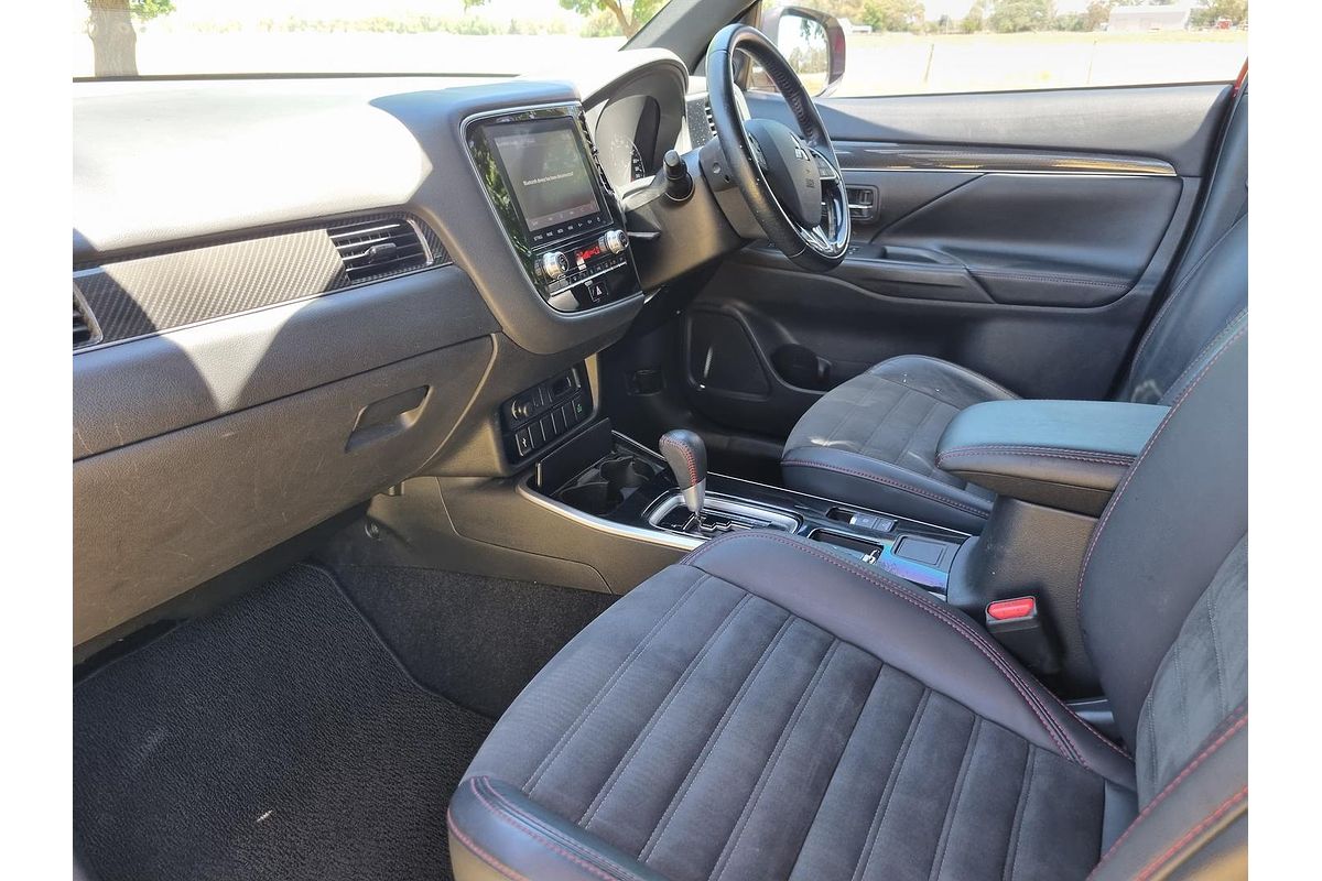 2021 Mitsubishi Outlander Black Edition ZL