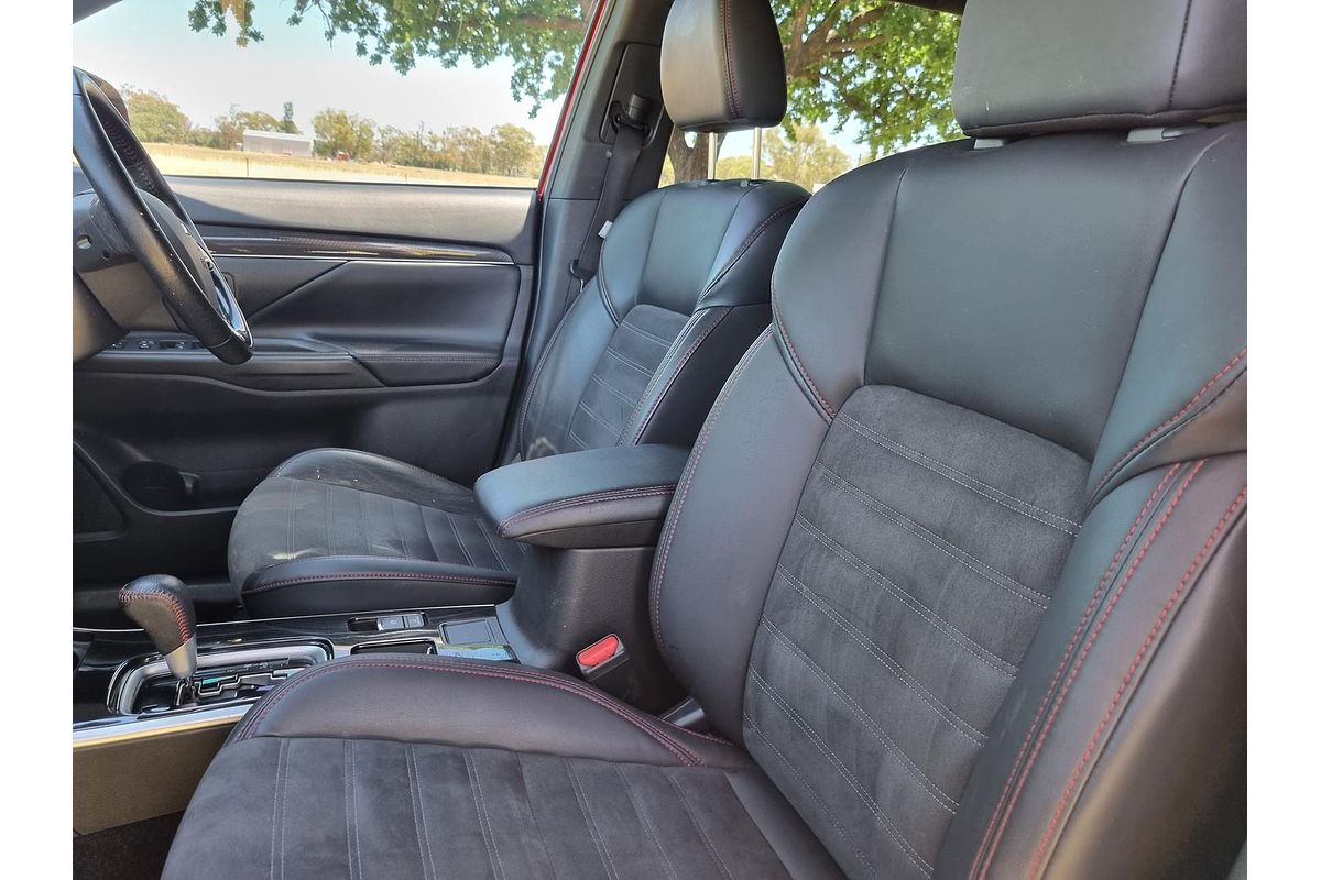 2021 Mitsubishi Outlander Black Edition ZL