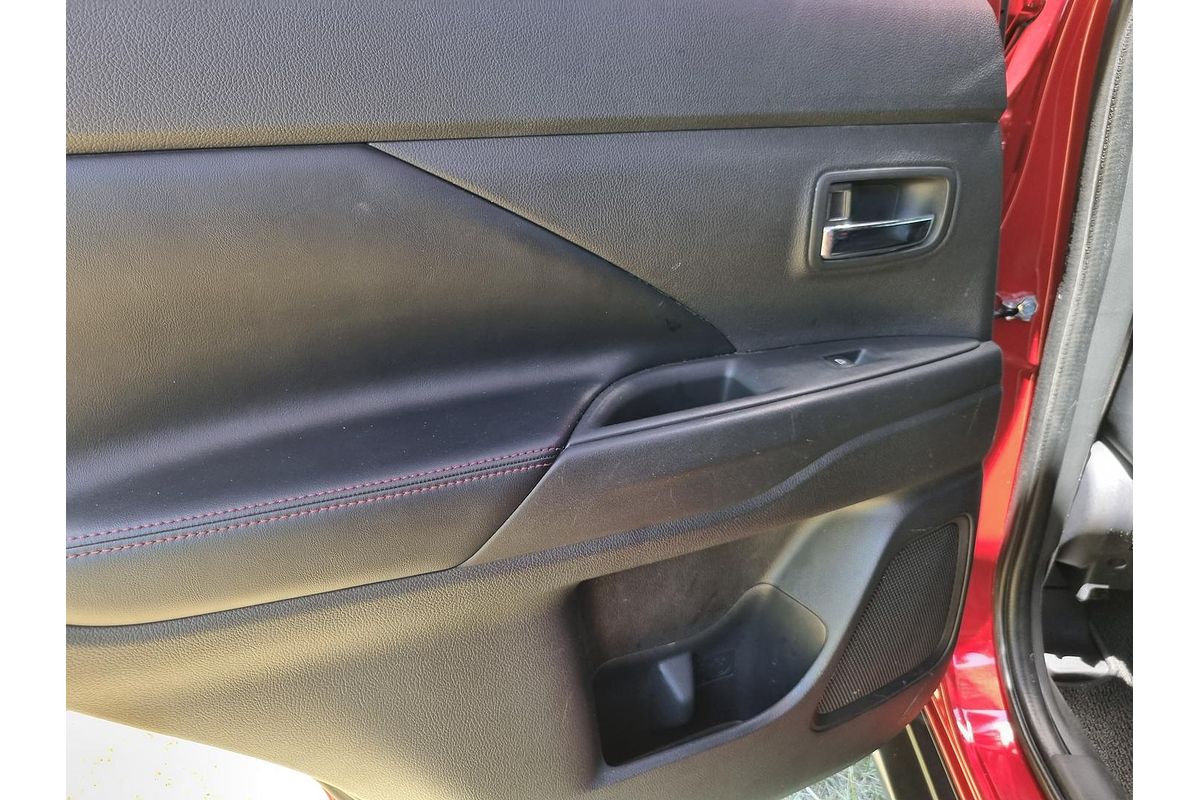 2021 Mitsubishi Outlander Black Edition ZL