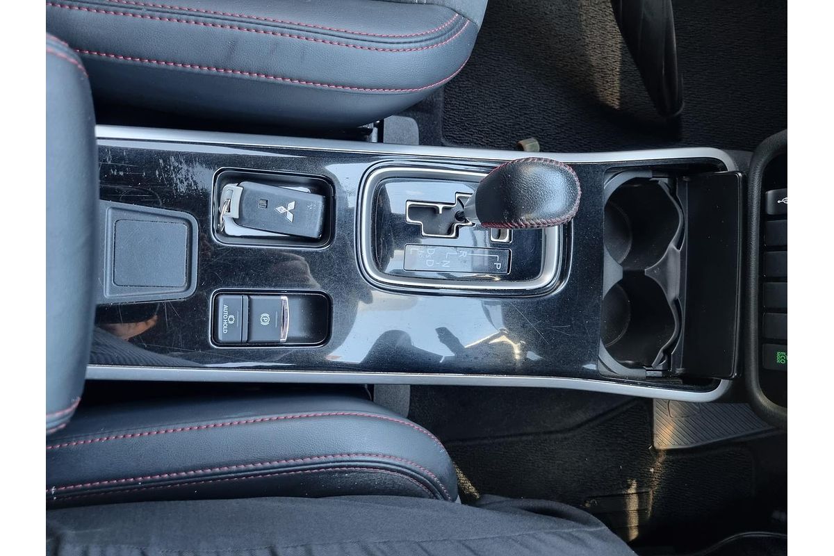 2021 Mitsubishi Outlander Black Edition ZL