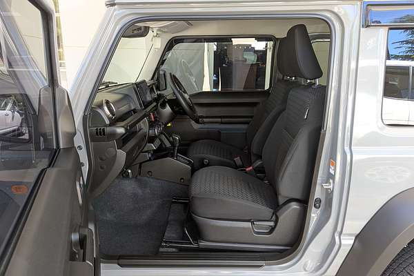 2022 Suzuki Jimny GLX GJ