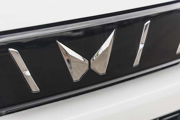 2025 Mahindra XUV3XO AX5L