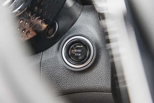 2025 Mahindra XUV3XO AX5L