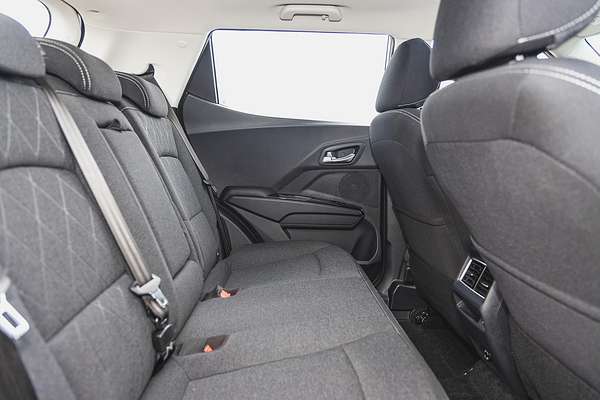 2025 Mahindra XUV3XO AX5L