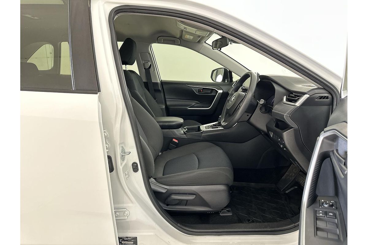 2019 Toyota RAV4 GX AXAH52R