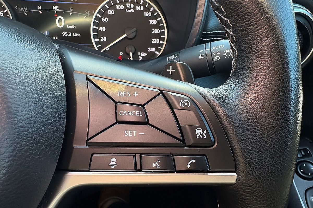 2023 Nissan JUKE ST-L F16