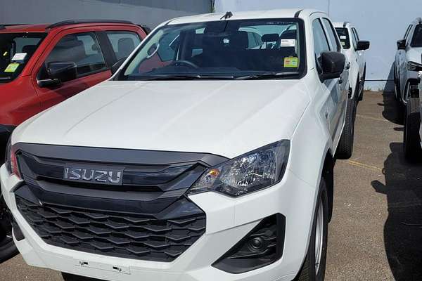2025 Isuzu D-MAX SX High Ride Rear Wheel Drive
