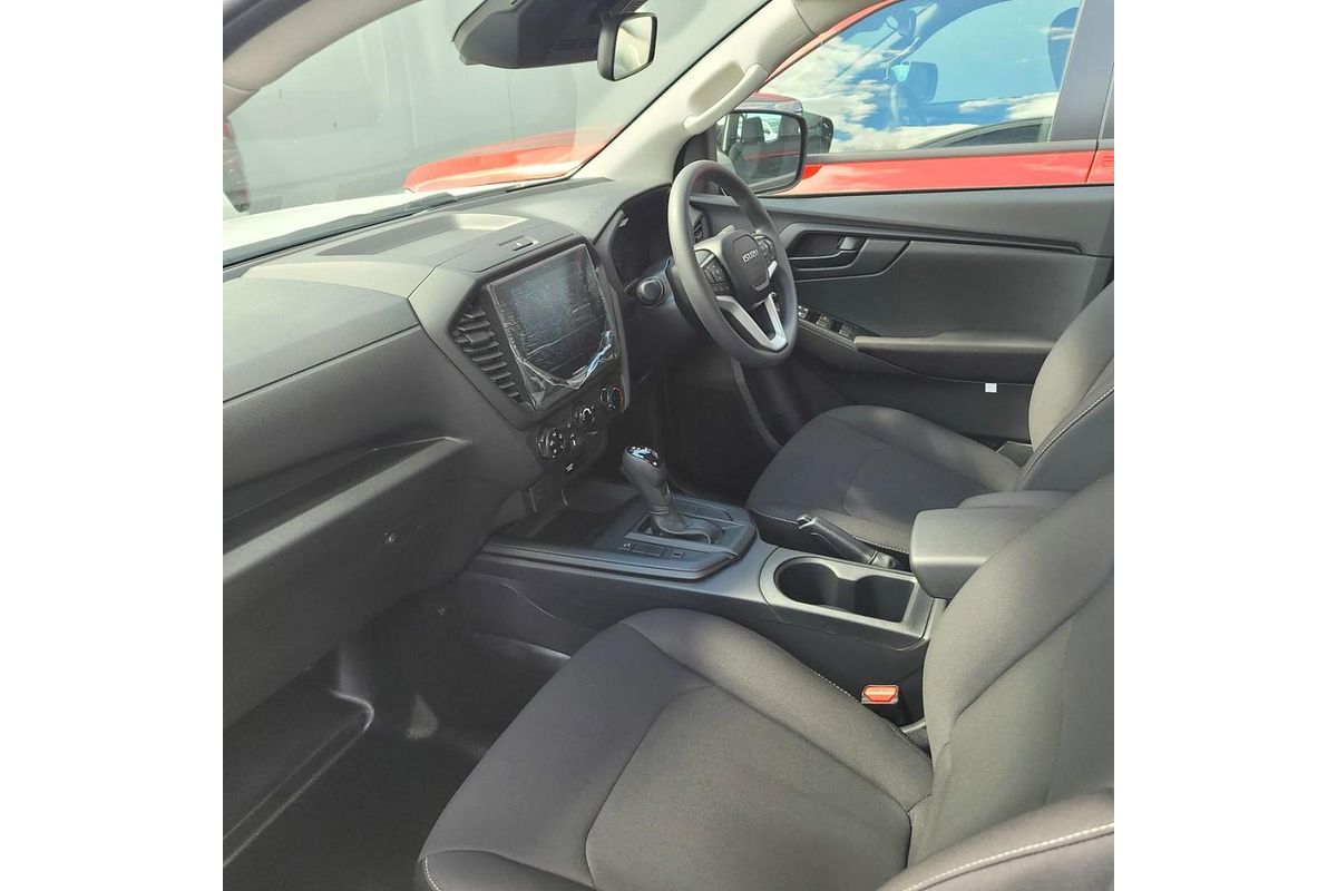 2025 Isuzu D-MAX SX High Ride Rear Wheel Drive