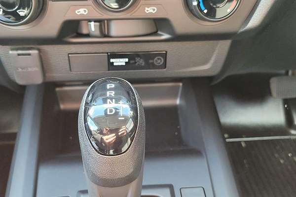 2025 Isuzu D-MAX SX High Ride Rear Wheel Drive