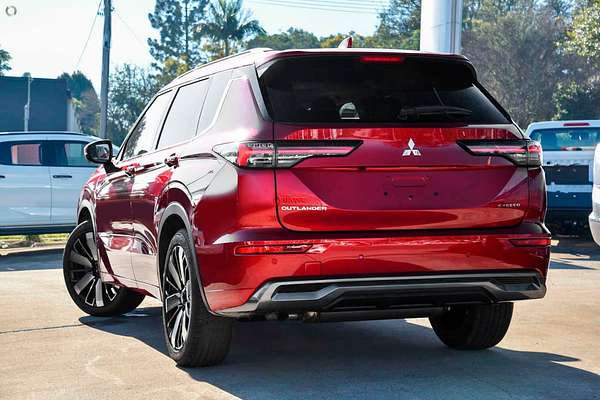 2025 Mitsubishi Outlander Exceed ZM