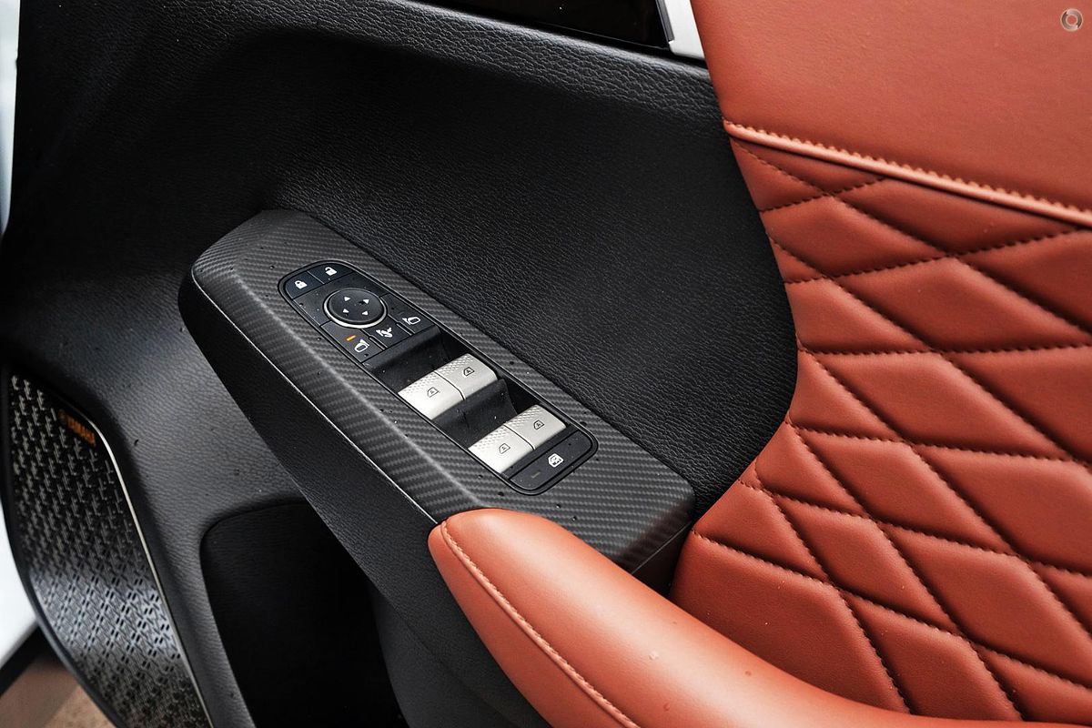 2025 Mitsubishi Outlander Exceed Tourer ZM