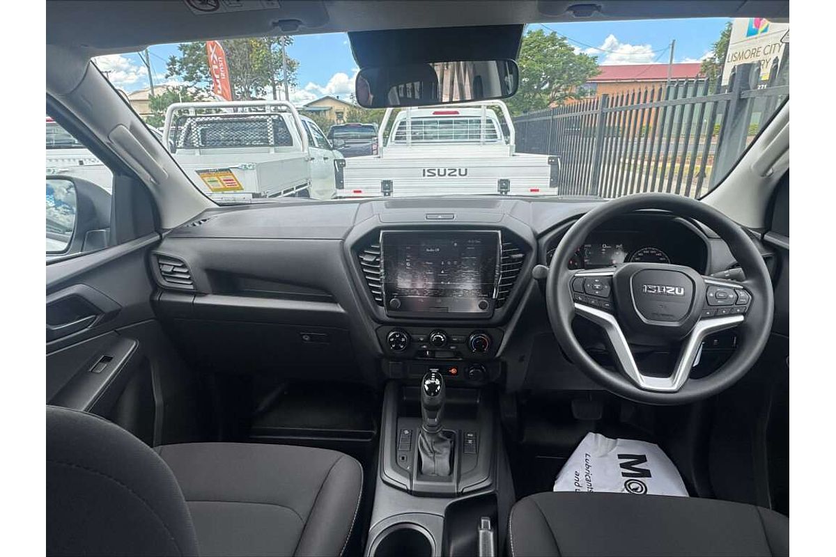 2025 Isuzu D-MAX SX