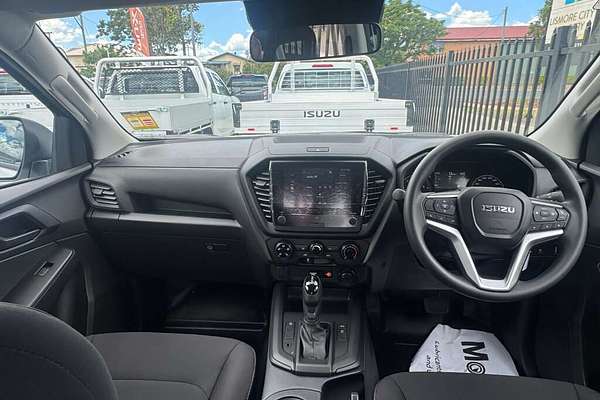 2025 Isuzu D-MAX SX